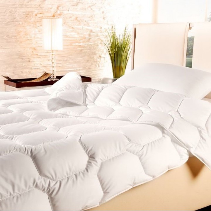 Одеяло хлопковое облегченное стеганое «Summerdream Cotton» (220х240 см; наполнитель: 100% хлопковое волокно; чехол: сатин, 100% длинноволокнистый египетский хлопок)