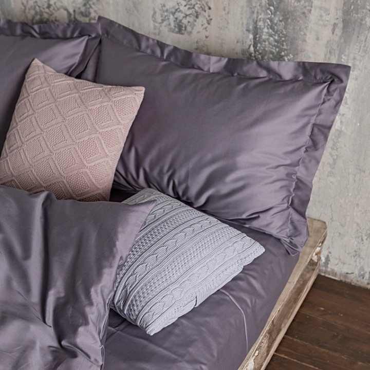 Постельное белье «Daily Bedding», цвет: сливовый (1,5 - спальный; сатин: 100% хлопок)